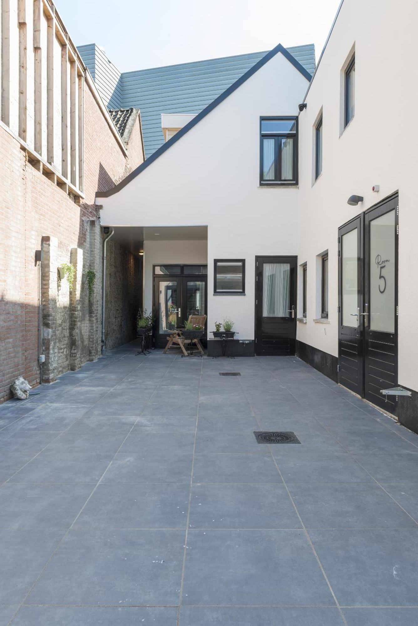 Petite With Wifi, Ac, And Shared Kitchen Tilburg